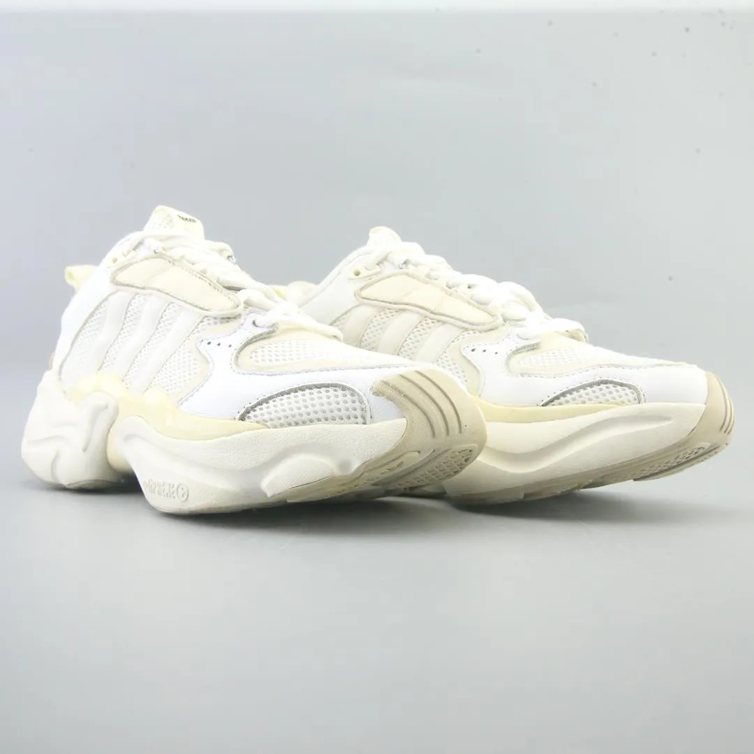 ADIDAS MAGMUR RUNNER