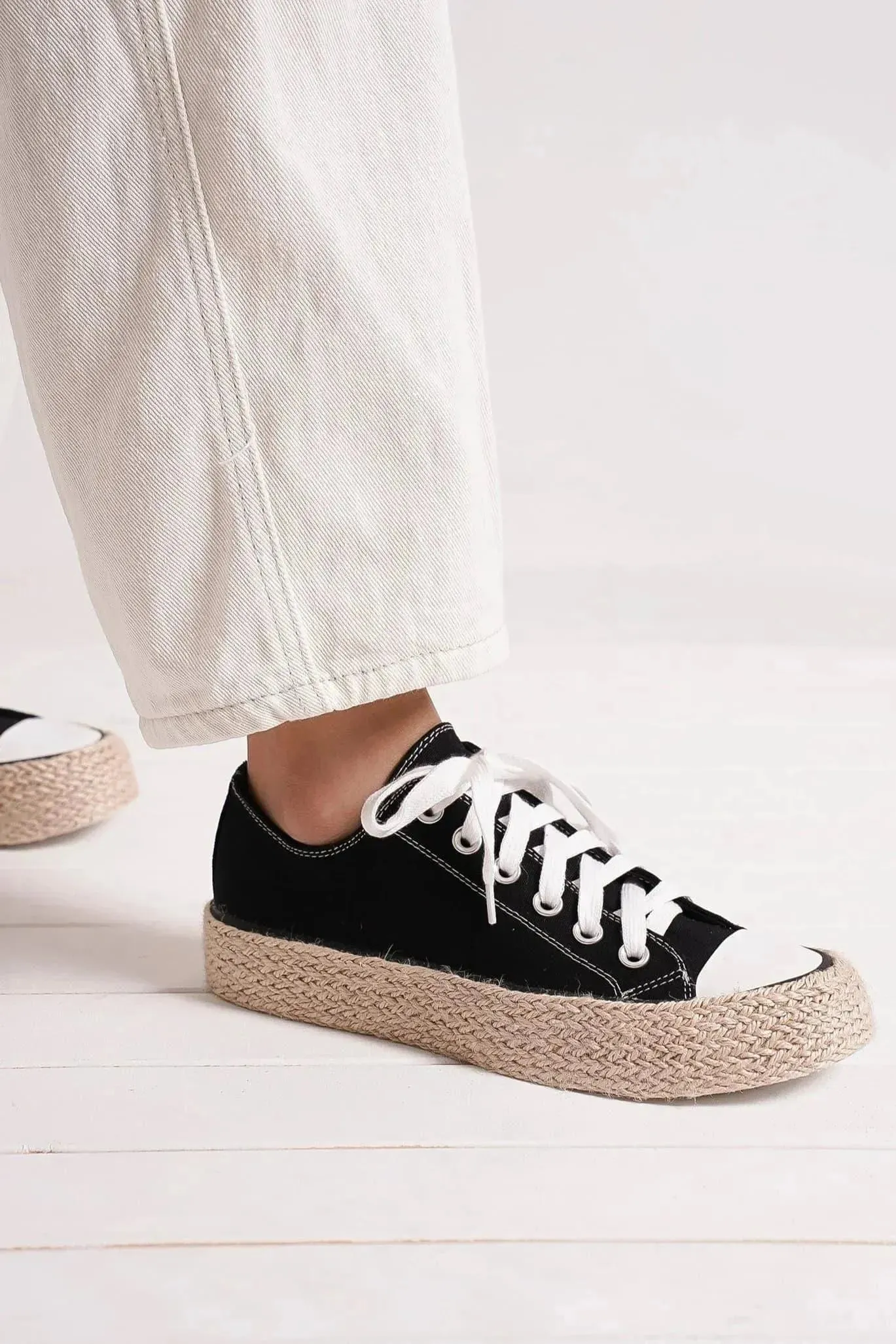 Chic Woven Espadrille Lace-Up Sneakers