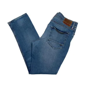 DC SHOES CO “Straight” Classic Skater Straight Leg Denim Jeans