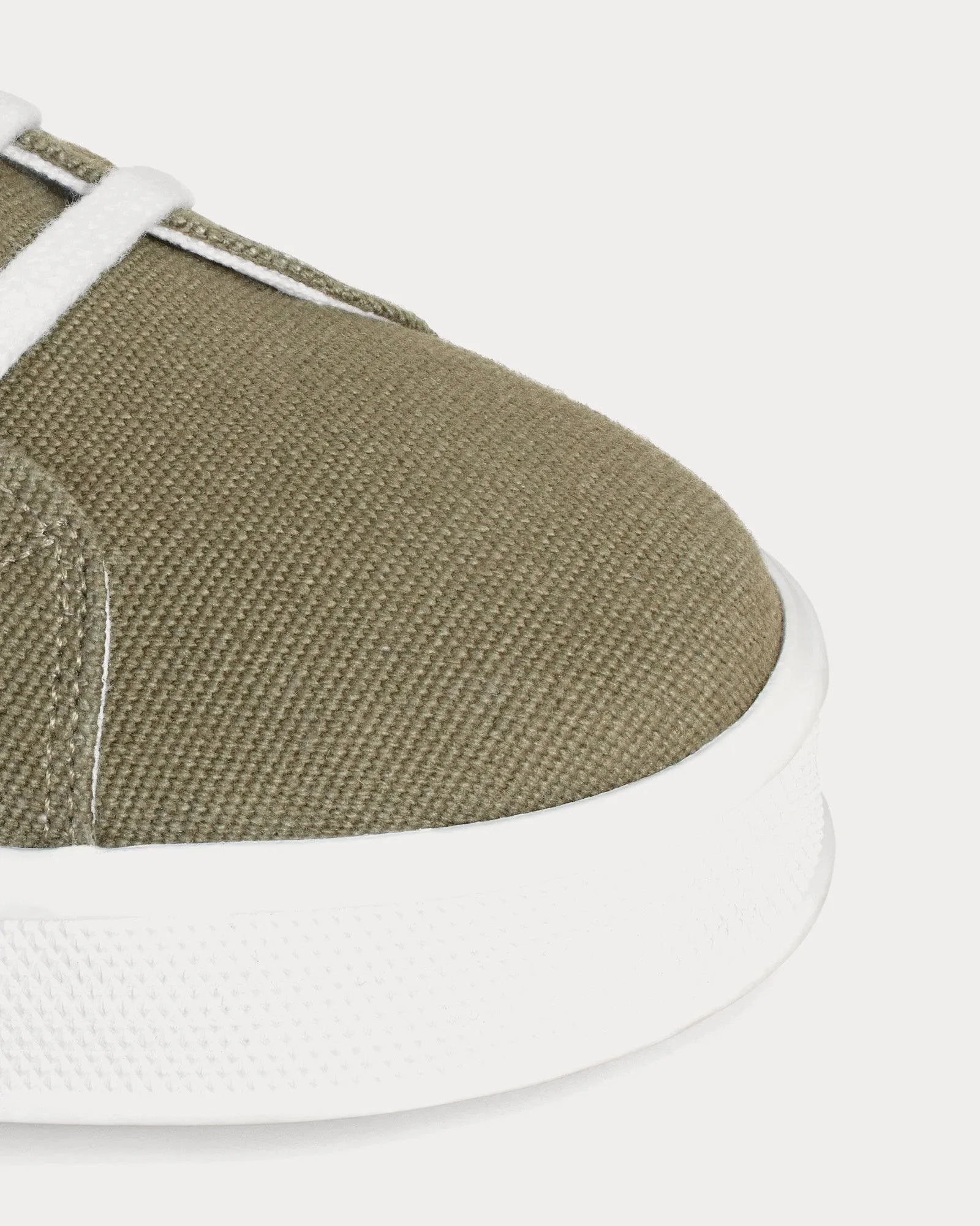 Jane Lace-Up with Triumph Patch Canvas & Calfskin Grey / White Low Top Sneakers