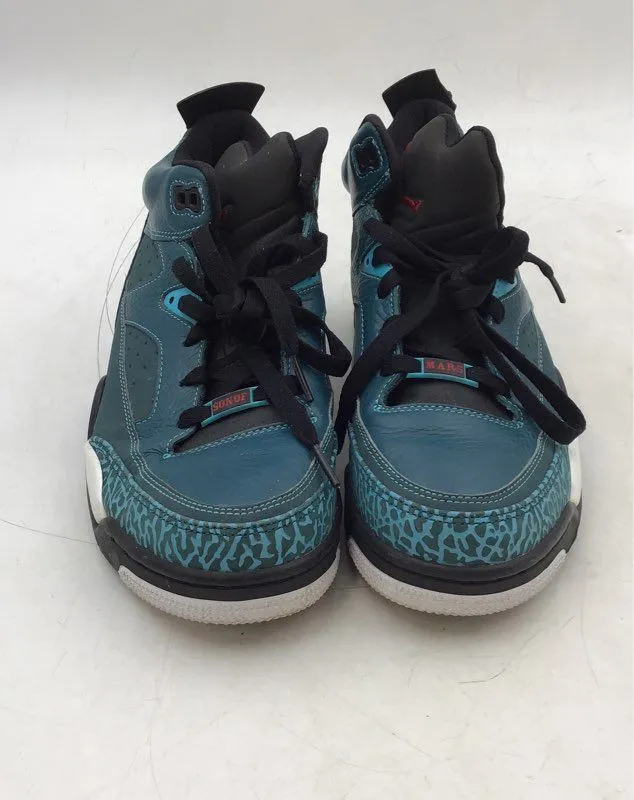 Jordan Men's Teal Athletic Shoes - Size 8