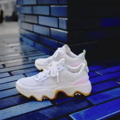 Kinetic Impact II Wonder Lace Sneaker