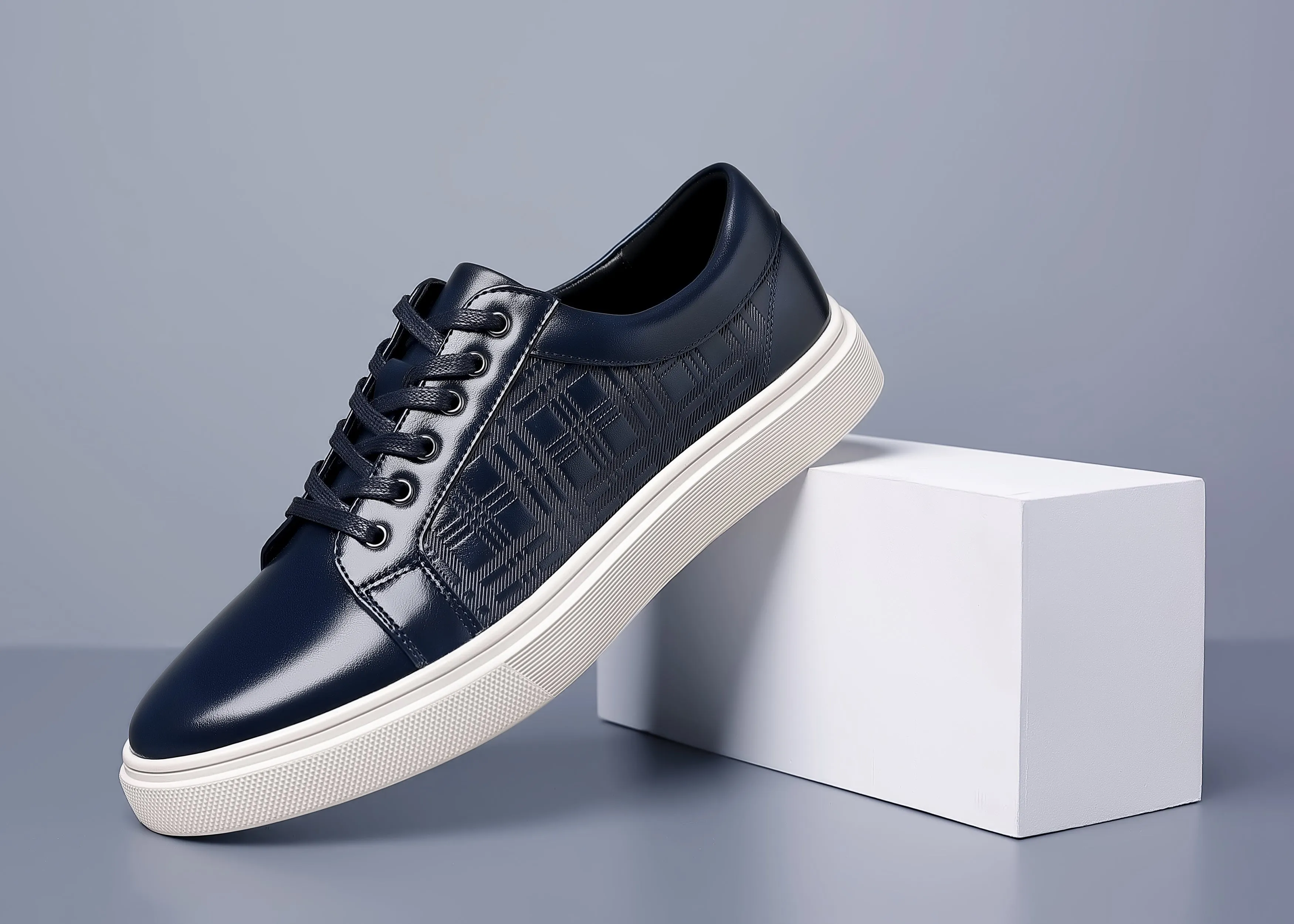 Men's Classic Plaid Leather Sneakers