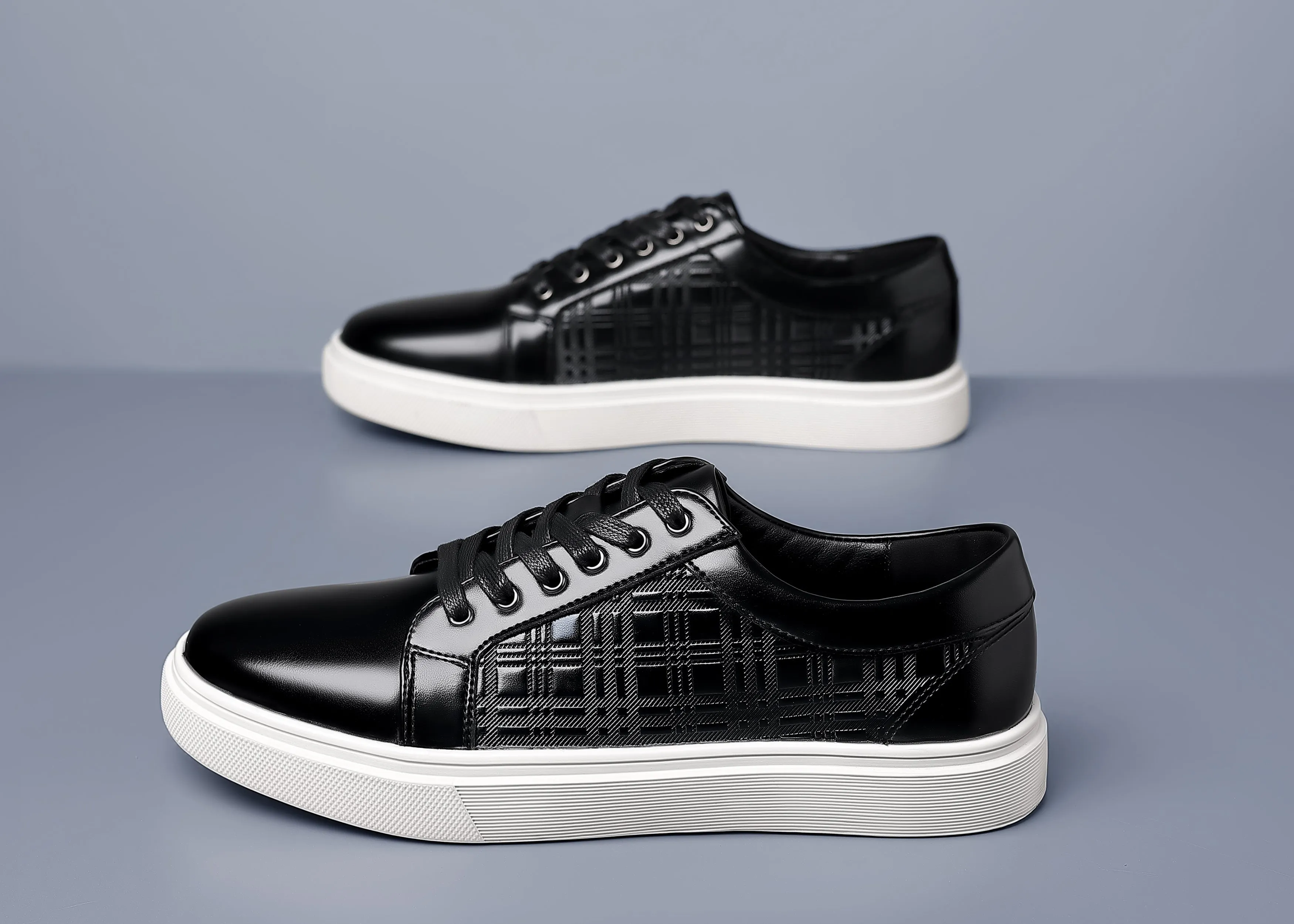 Men's Classic Plaid Leather Sneakers