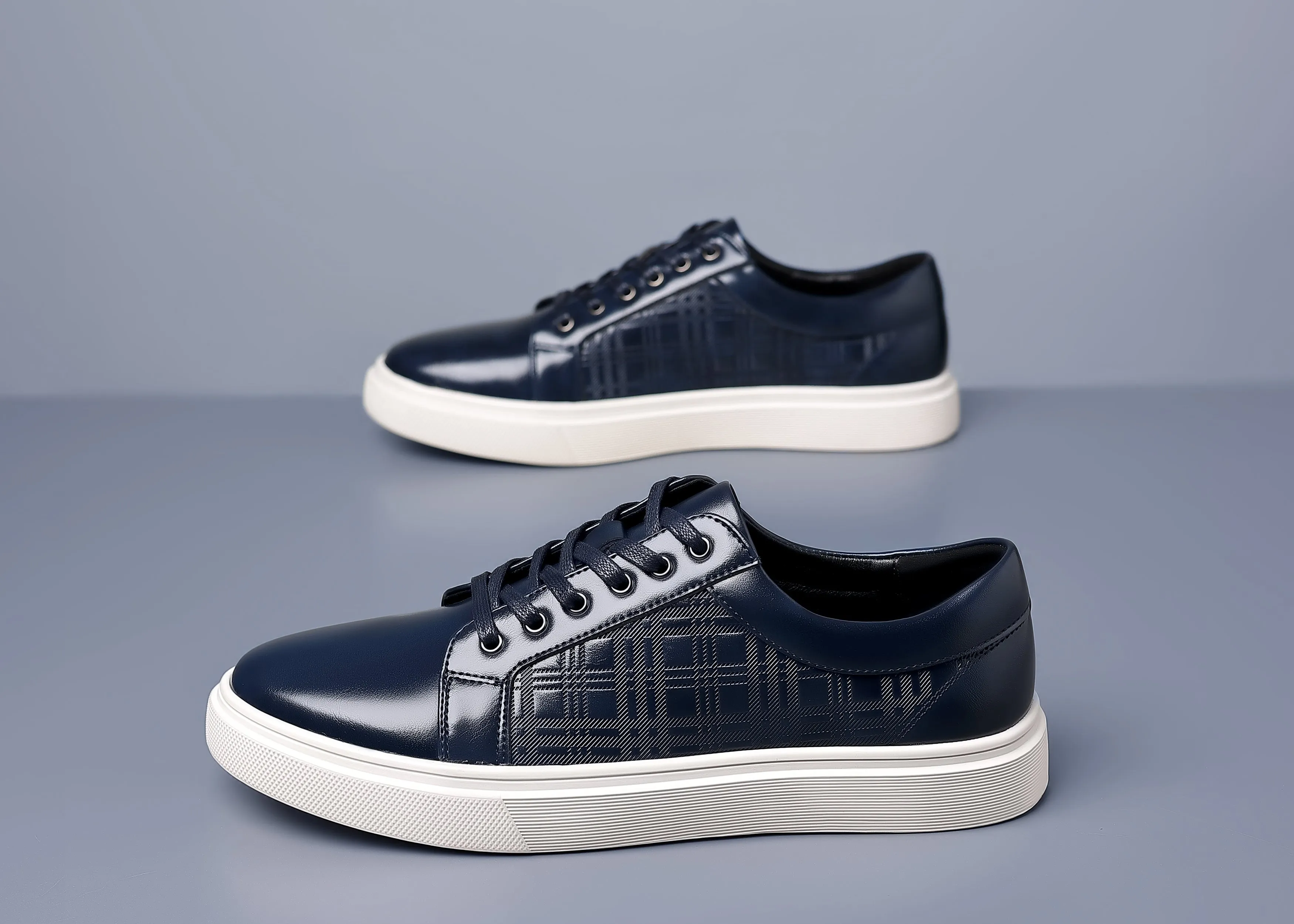 Men's Classic Plaid Leather Sneakers