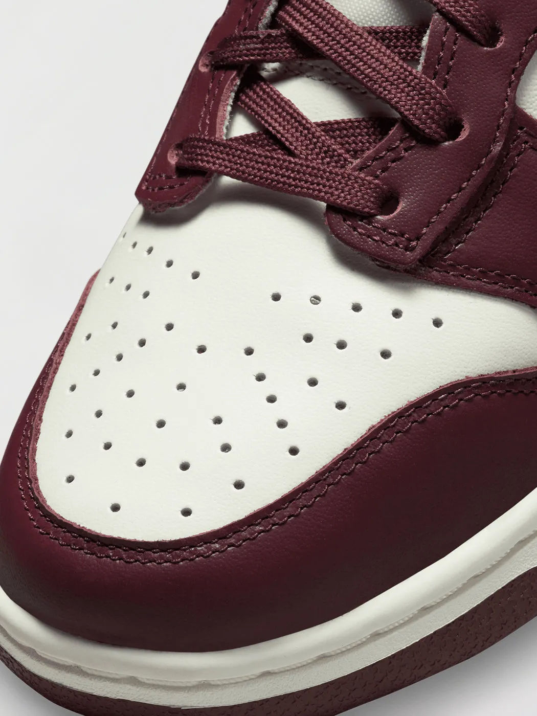 Nike Dunk High - BURGUNDY CRUSH/BURGUNDY CRUSH-SAIL