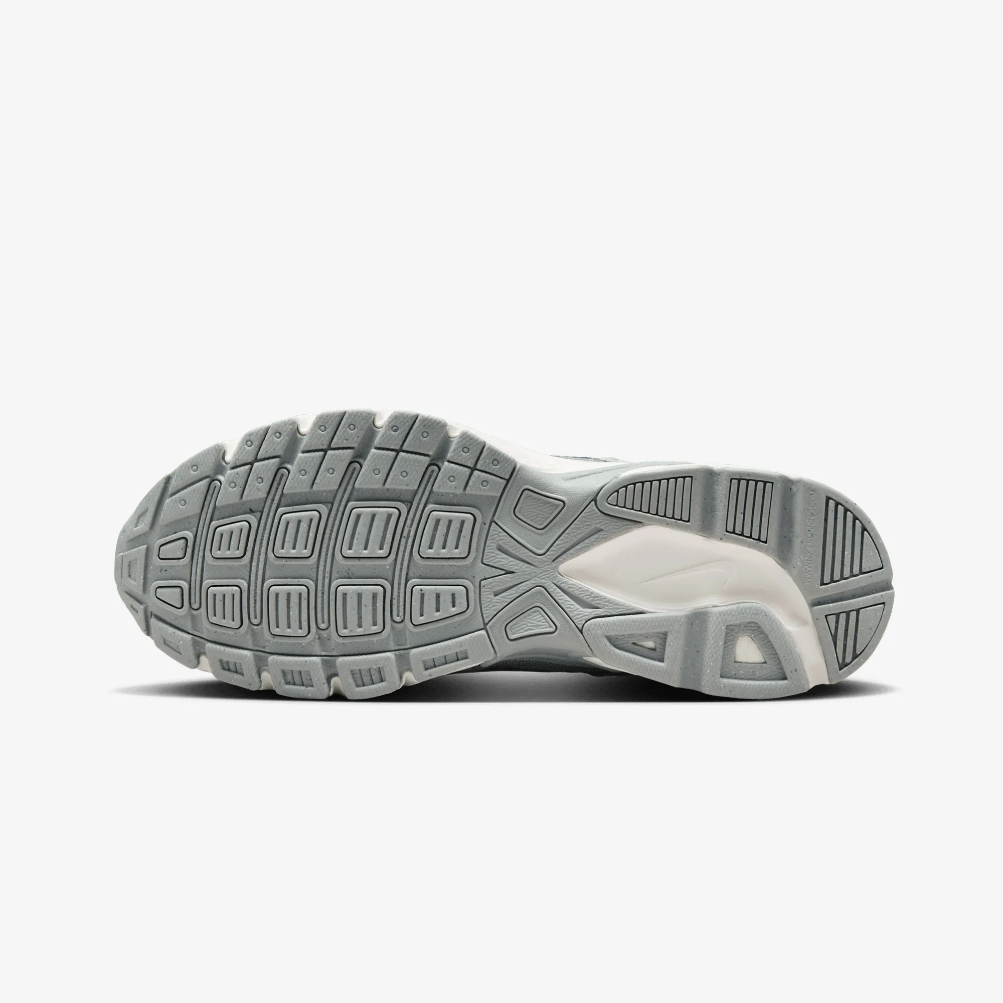 NIKE | WMN'S INITIATOR { SUMMIT WHITE/ASHEN SLATE-LT SMOKE GREY