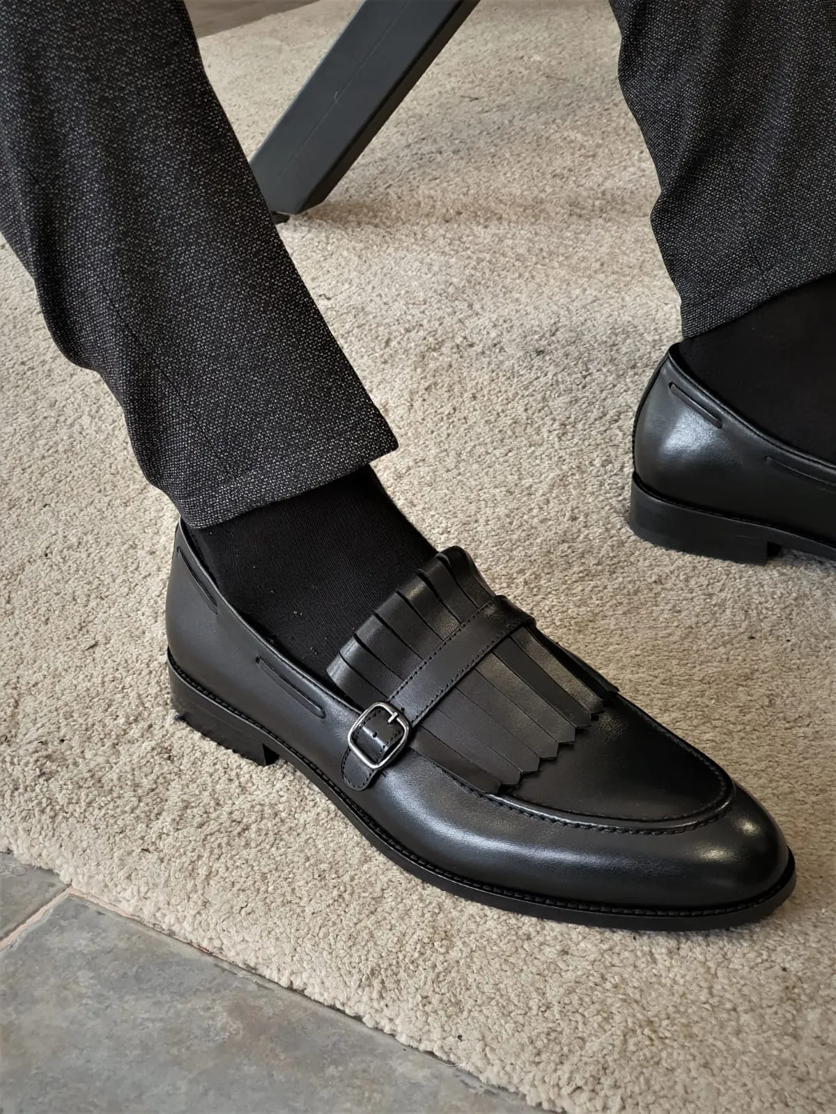 Royale Sardinelly Buckle Detailed Black Leather Shoes