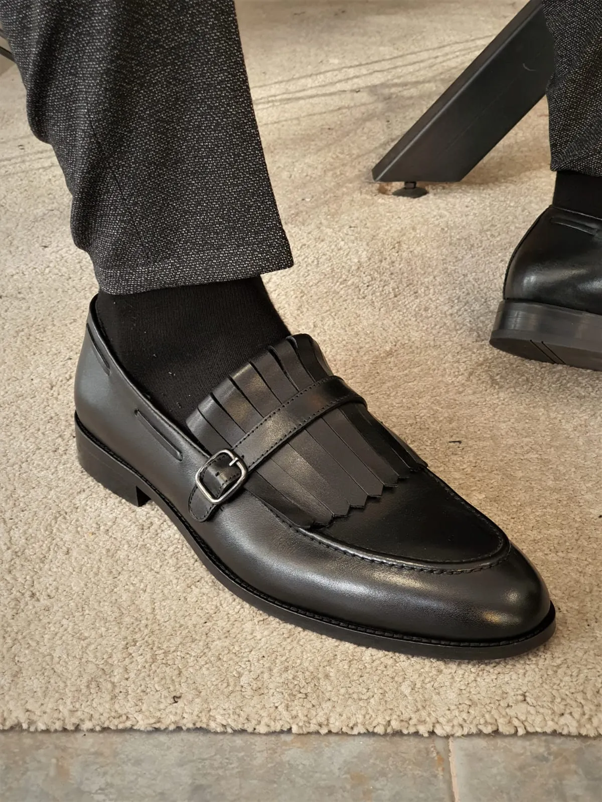 Royale Sardinelly Buckle Detailed Black Leather Shoes