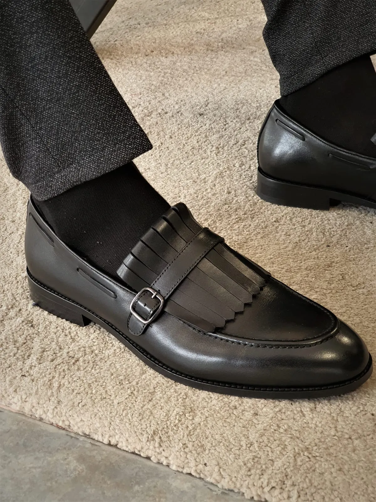 Royale Sardinelly Buckle Detailed Black Leather Shoes