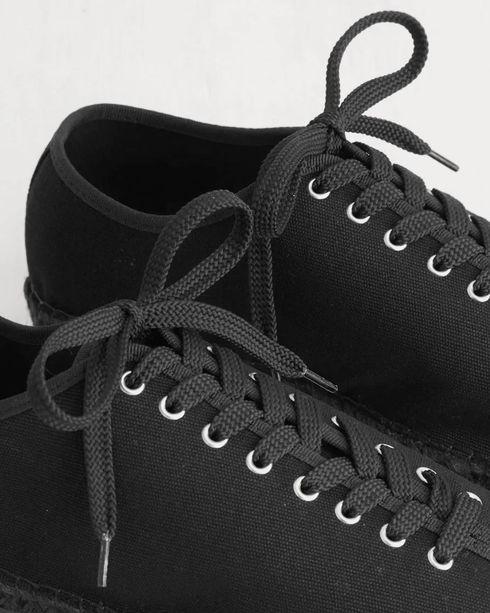 Tennis Espadrilles Black Low Top Sneakers